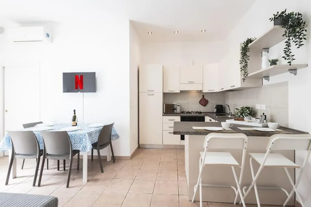 شقة Al Mare E In Centro: Casa Nel Cuore Di Misano ميسانو ادرياتيكو إيطاليا